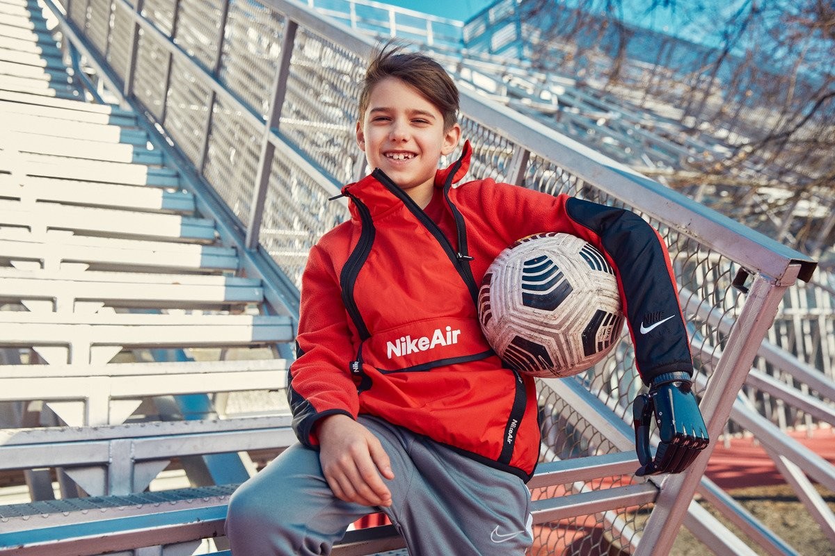 Nike и «Моторика» сняли фильм о детях с протезами, которые занимаются спортом в России - слайд 