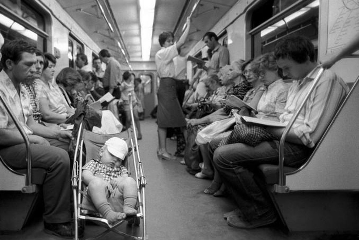 В Ожидании Пассажиров Фотография М С Парийского