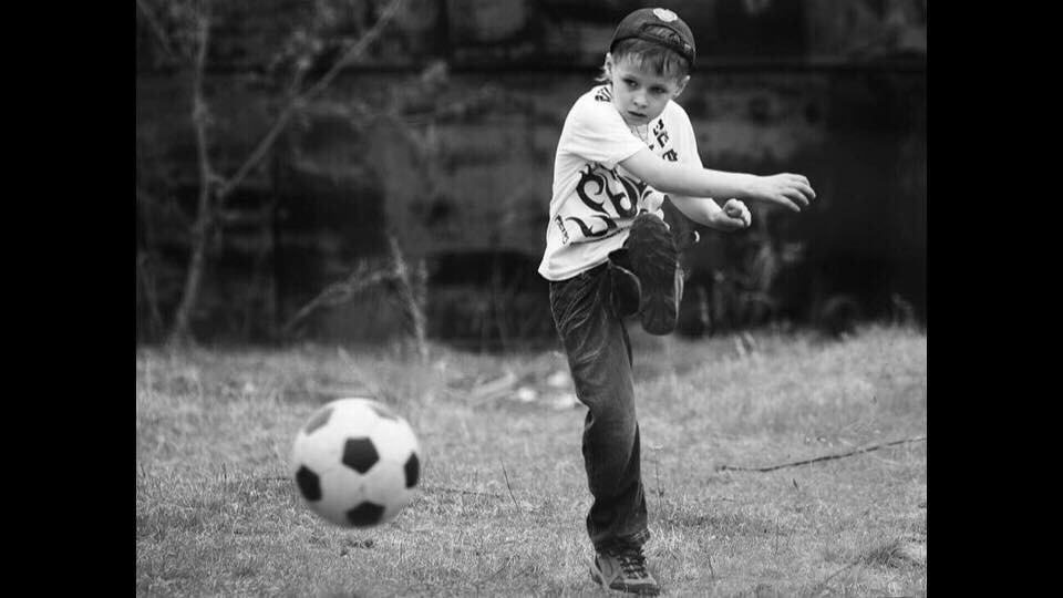 Чем полезен футбол и почему им должен заниматься каждый ребенок? - слайд 