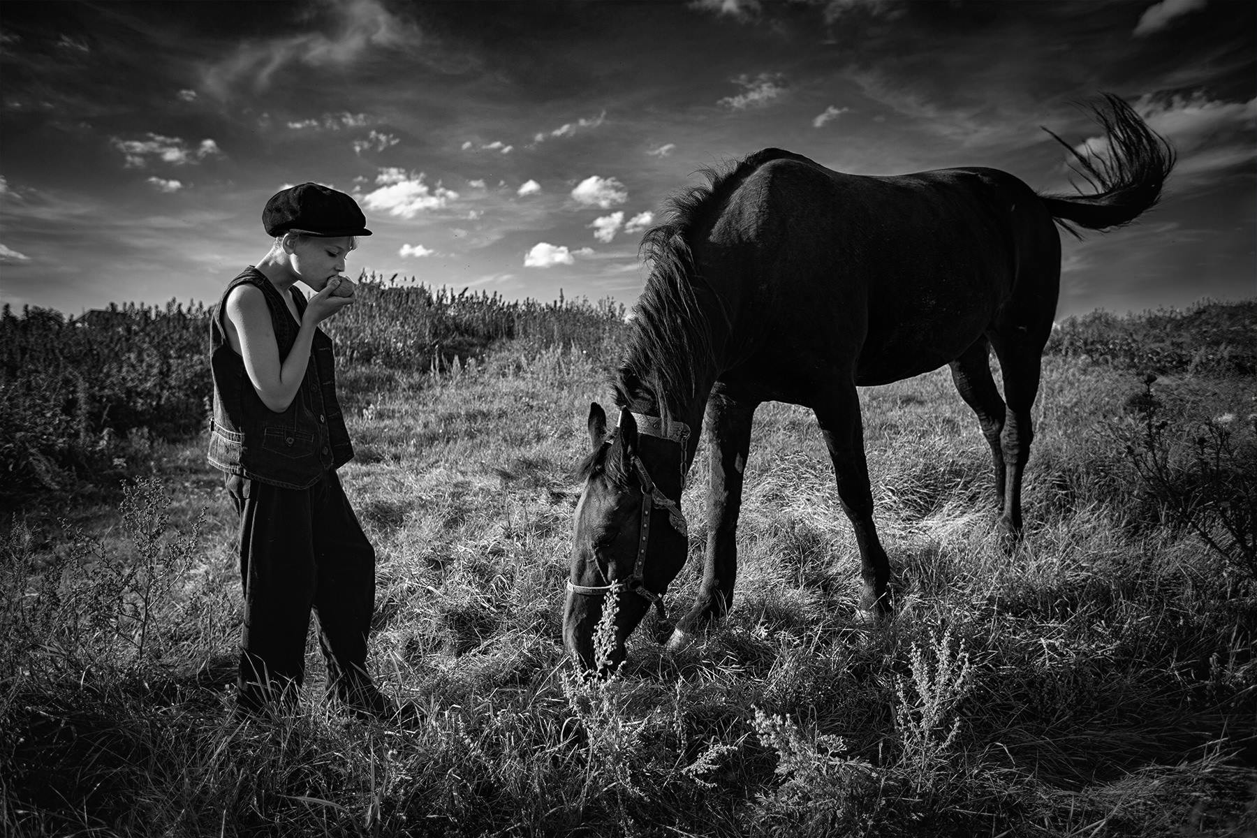 Запечатлеть. Фотохудожников России. Фотограф ассоциации. Запечатлеть чб. Фотохудожник Самат.