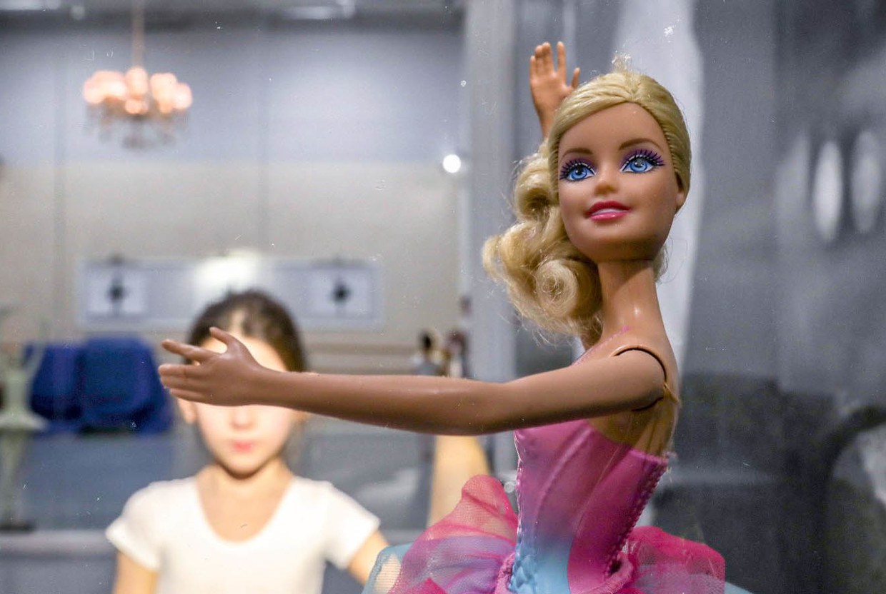 Ученая и ее принц: как кукла Барби изобрела вакцину - слайд 