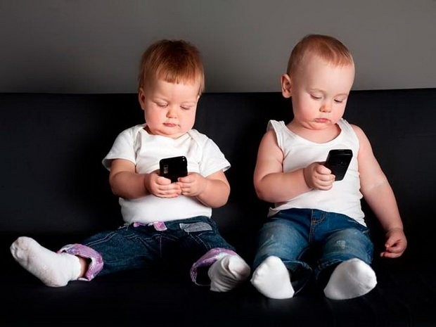 Исследование: дети проводят, глядя в экраны устройств, в 10 раз больше времени, чем в 2011 году - слайд 