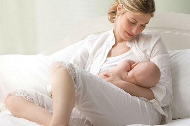 Все штаты США разрешили женщинам публично кормить младенцев грудью - слайд 