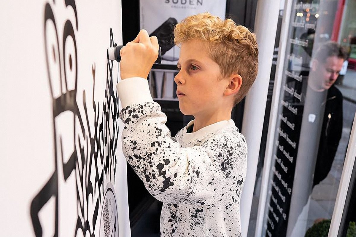 12-летнего иллюстратора взяли на работу в Nike. Что известно о Doodle Boy - слайд 
