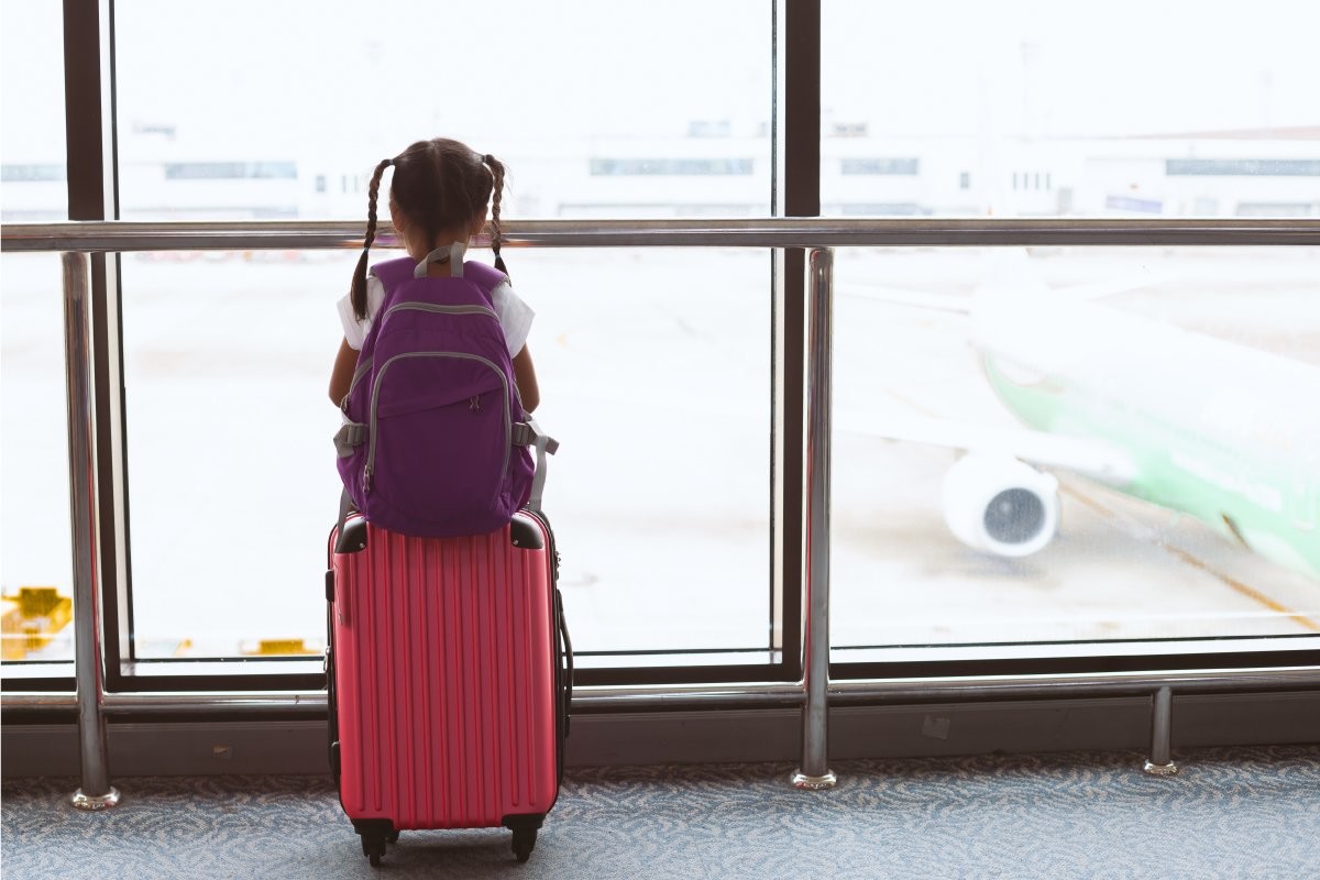 В Татарстане авиакомпанию оштрафовали за отказ посадить ребенка рядом с матерью - слайд 
