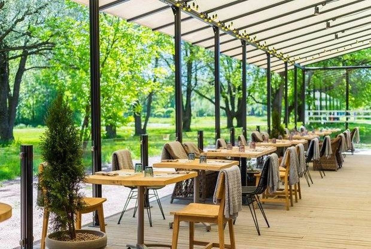 6 ресторанов Санкт-Петербурга с летними верандами, куда можно смело идти с детьми - слайд 