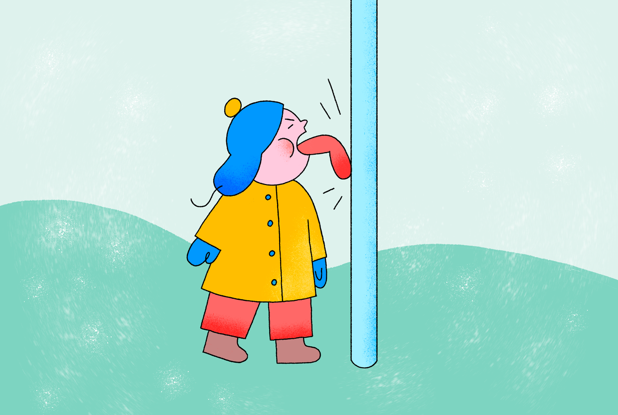 Что делать, если ребенок лизнул качели на морозе? Самая зимняя инструкция для родителей - слайд 