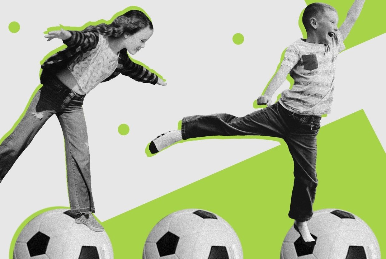 Тренируем будущих футболистов: веселые игры с мячом для детей - слайд 