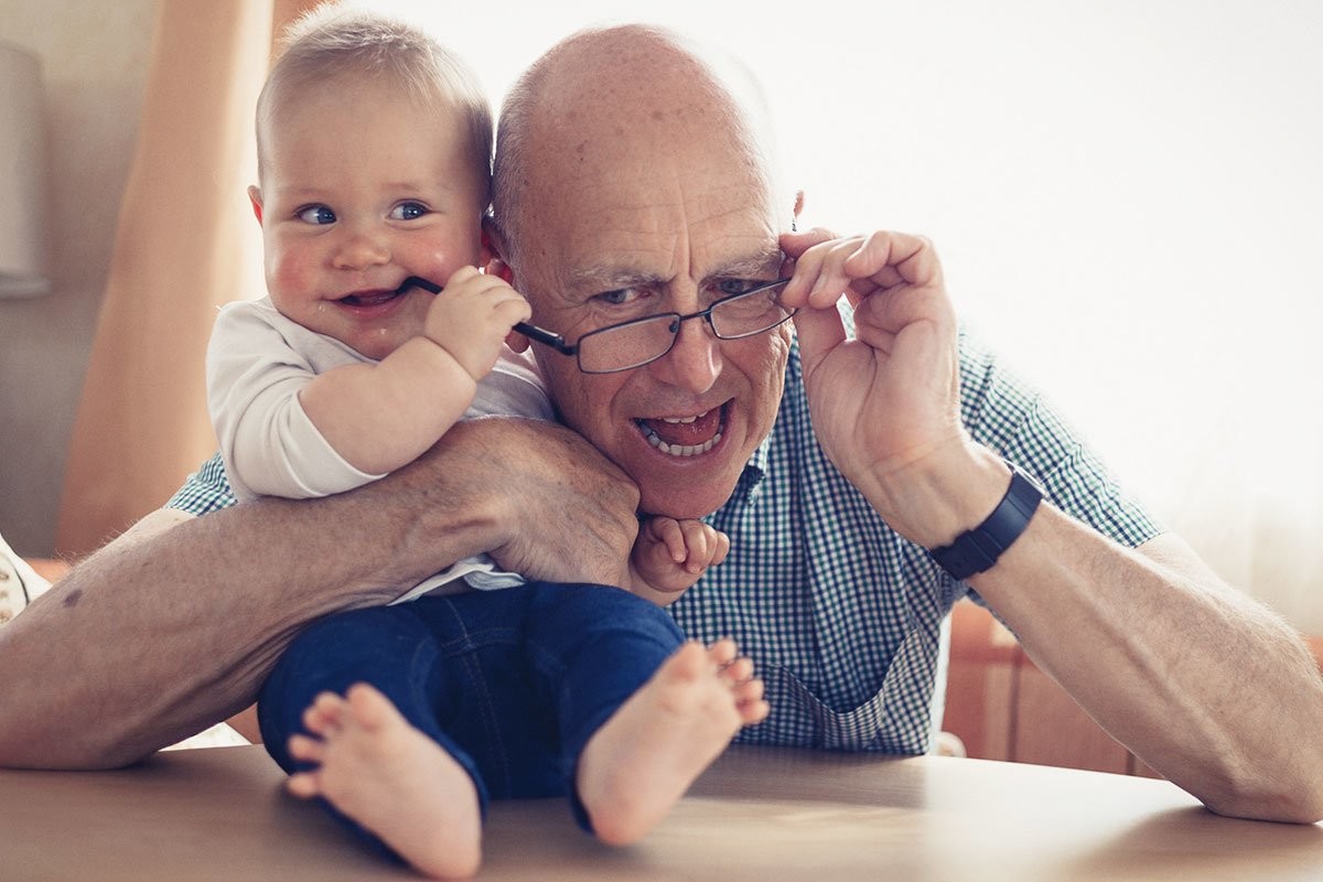 Почему детям нужны бабушки и дедушки: 5 научных фактов  - слайд 